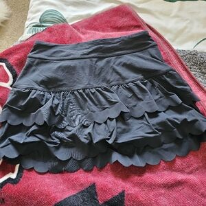 Lilly Pulitzer Luxletic Black Scalloped Skort